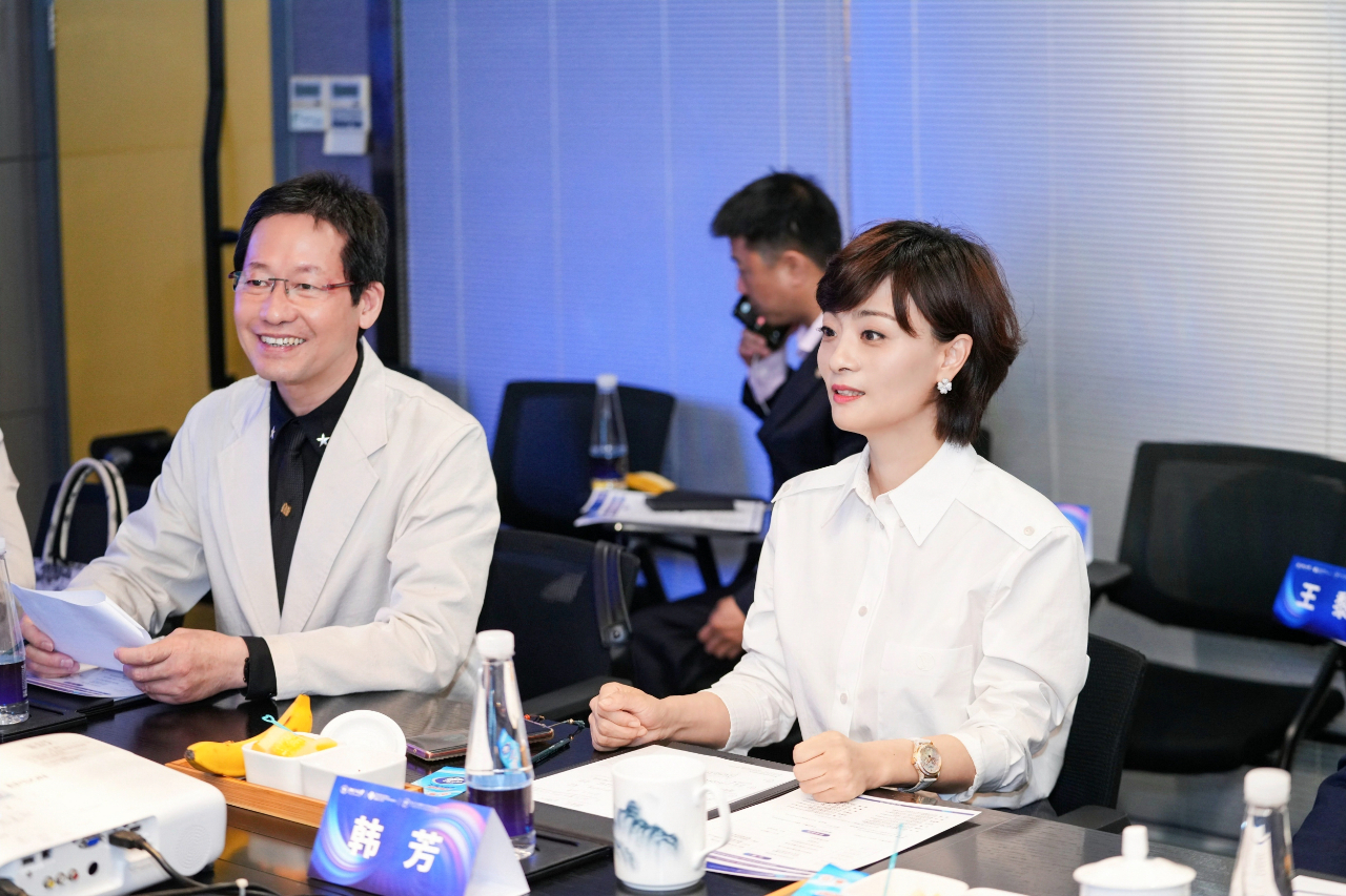 情系兩枝 共創(chuàng)未來 │ 香港理工大學(xué)、浙江大學(xué)、浙江大學(xué)-香港理工大學(xué)聯(lián)合中心交流活動(dòng)圓滿舉辦